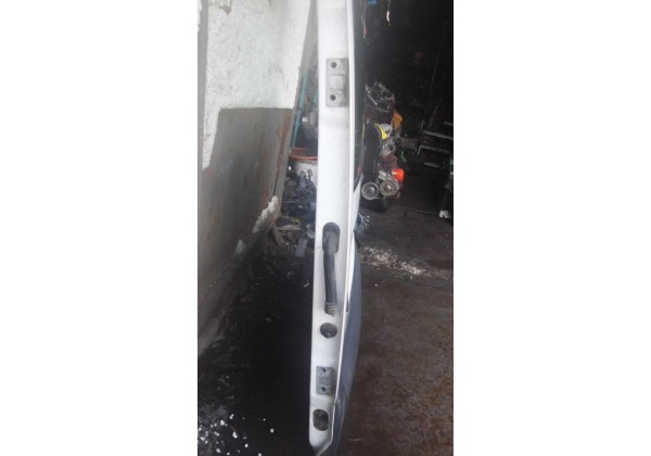 Дверка задня ліва розпашна, Renault Kangoo (03-08р)